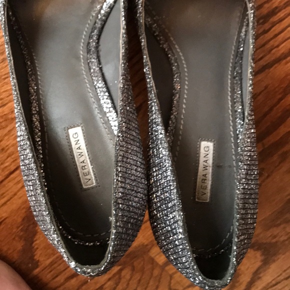 Vera Wang Glitter Metallic Pumps - Picture 5 of 8